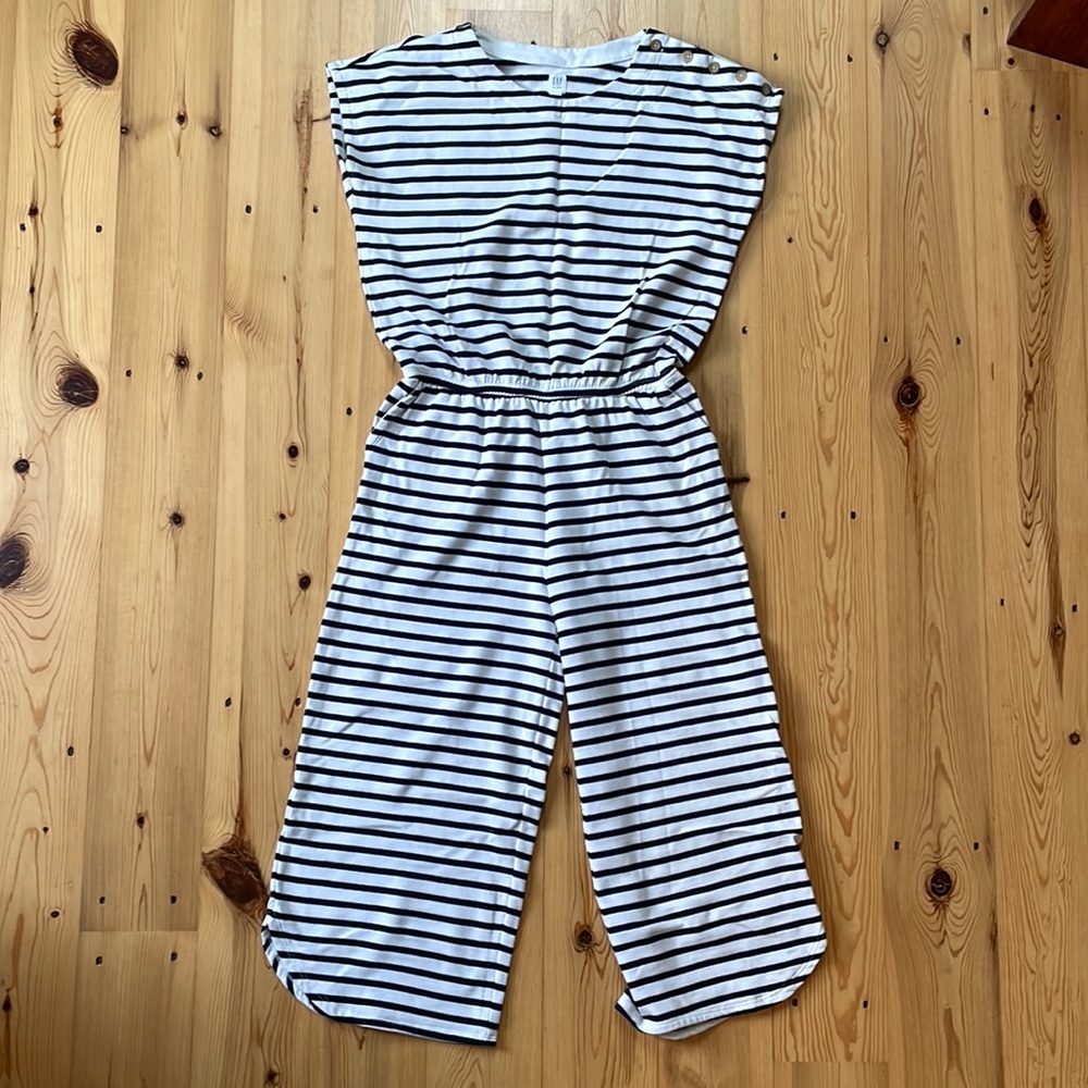 GAP Kid’s striped Jumper